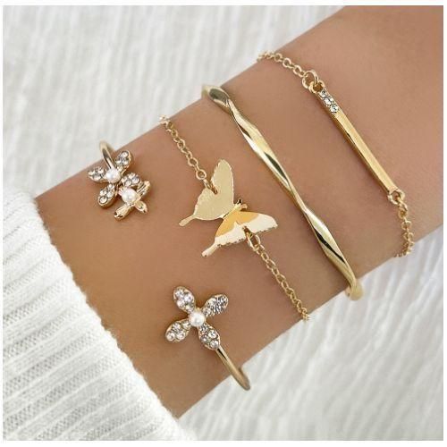 Bracelet papillon doré élégant et tendance pour femme (lot de quatre)Bracelet papillon doré élégant et tendance pour femme (lot de quatre)